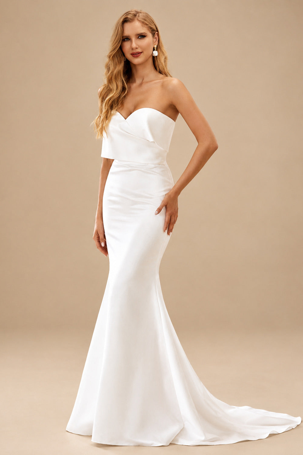 Rutipo Ivory Elegant Sheath Strapless Satin Wedding Dress with Detachable Train