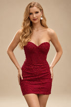 Rutipo Burgundy Sheath/Column Sweetheart Short/Mini Tulle Homecoming Dress with Beading Lace