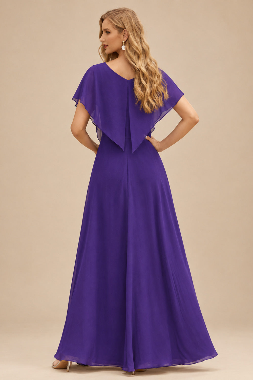 Rutipo Regency Sheath/Column Sweetheart Short/Mini Tulle Homecoming Dress with Beading Lace