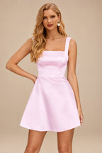 Rutipo Light Pink A-line Square Neckline Satin Short/Mini Homecoming Dress