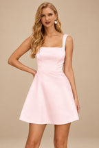 Rutipo Pearl Pink A-line Square Neckline Satin Short/Mini Homecoming Dress