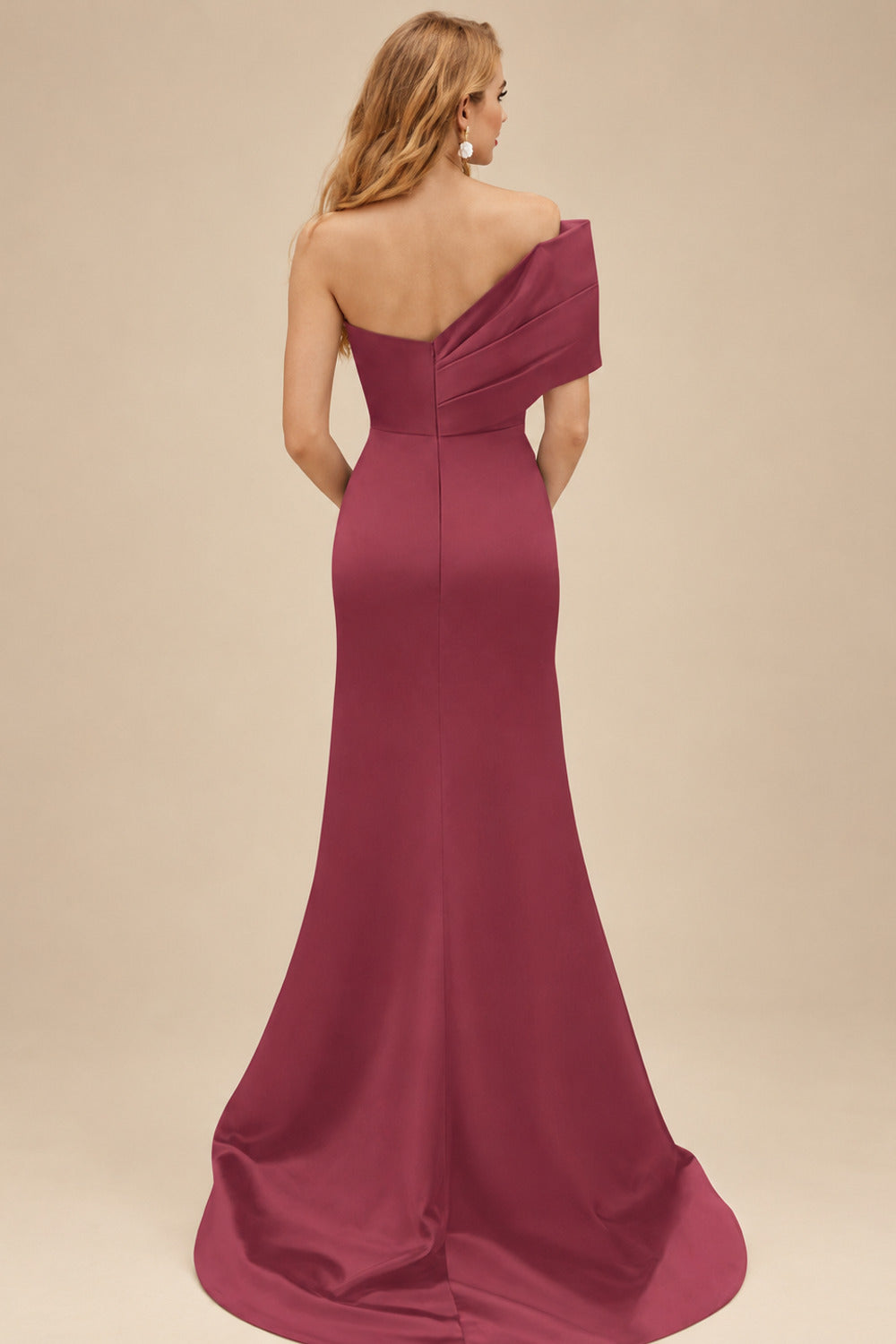Rutipo Mulberry One-Shoulder Sleeveless Sweep Train Satin Bridesmaid Dresses With Split Front