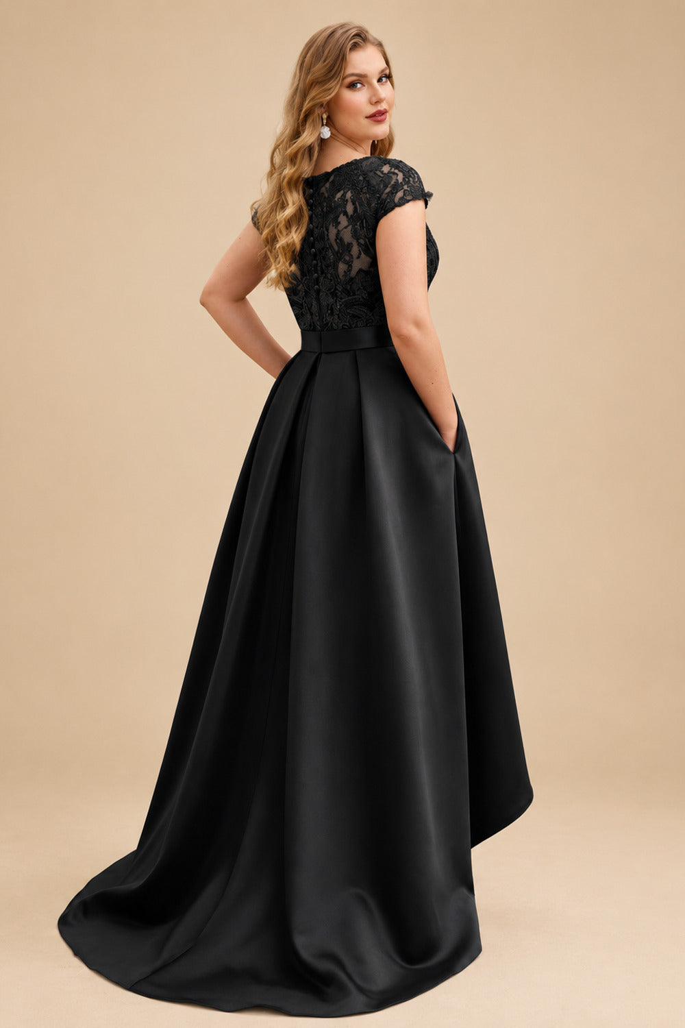 Rutipo Black Lace Elegant A-Line Evening Dresses With Beading Satin