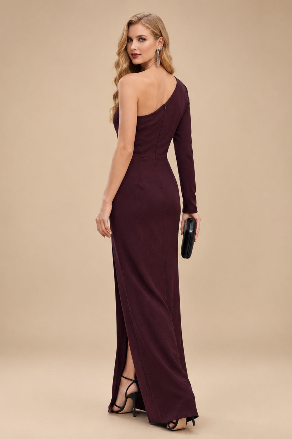 Rutipo Cabernet Black One-Shoulder Long Sleeves Evening Dresses With High Split