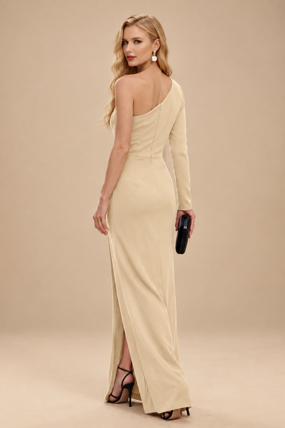 Rutipo Champagne Black One-Shoulder Long Sleeves Evening Dresses With High Split