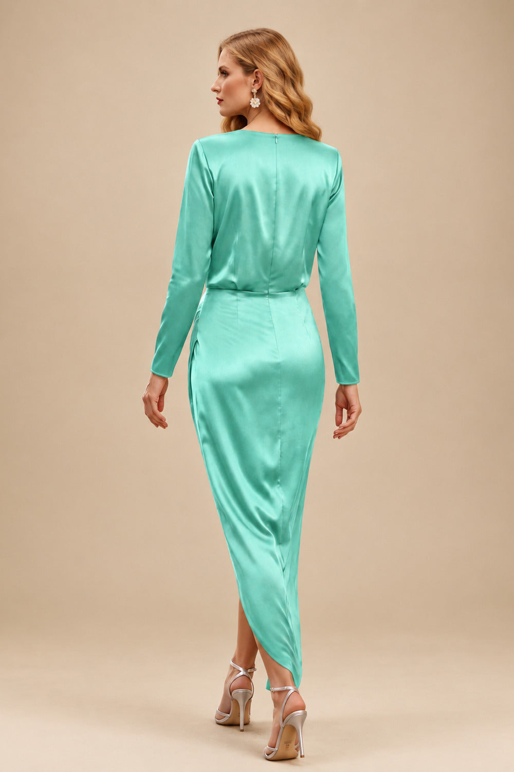 Rutipo Spa Elegant V-Neck Long Sleeves Asymmetrical Charmeuse Evening Dresses