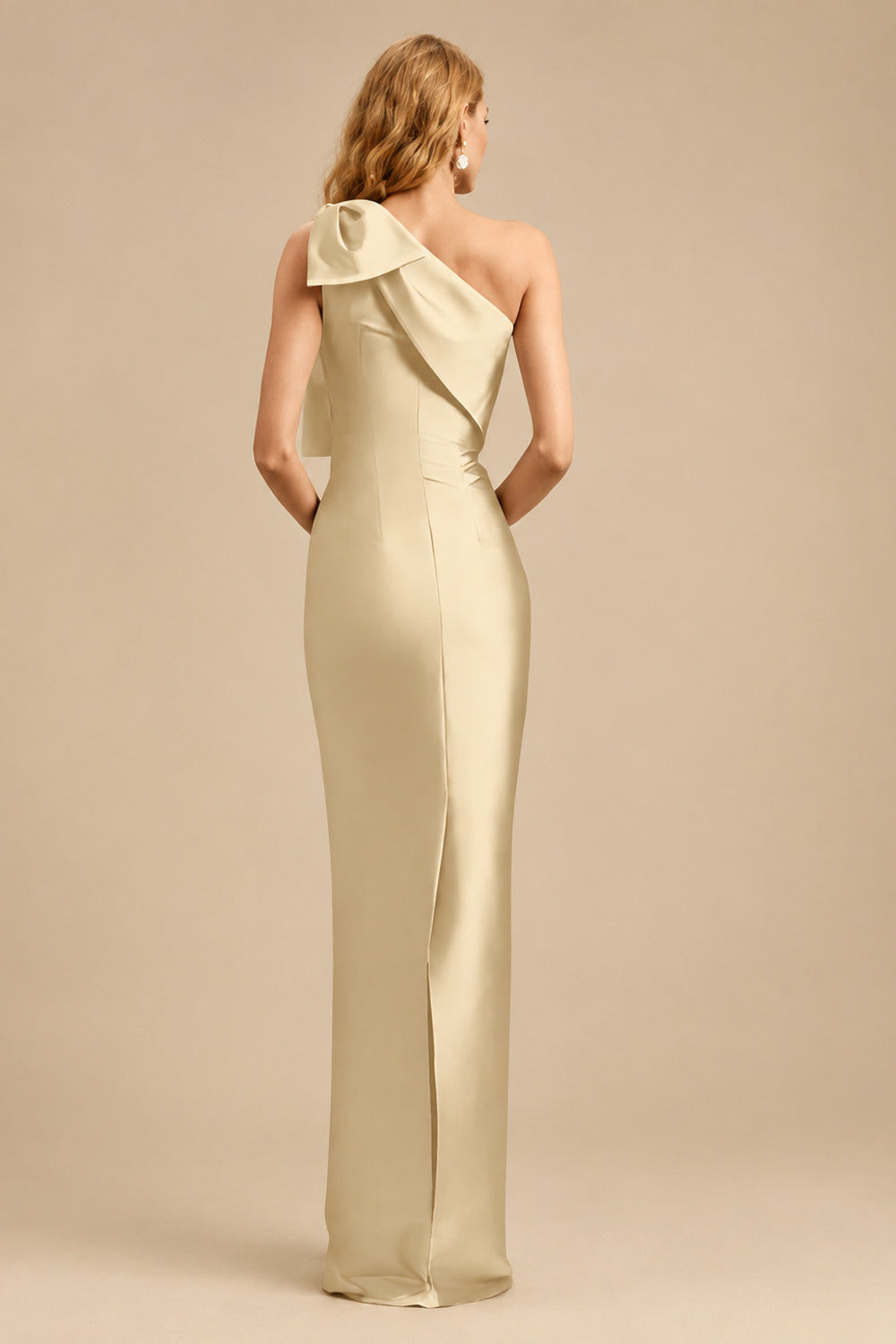 Rutipo Champagne Sheath/Column One-Shoulder Satin Evening Dresses With Bow(s)