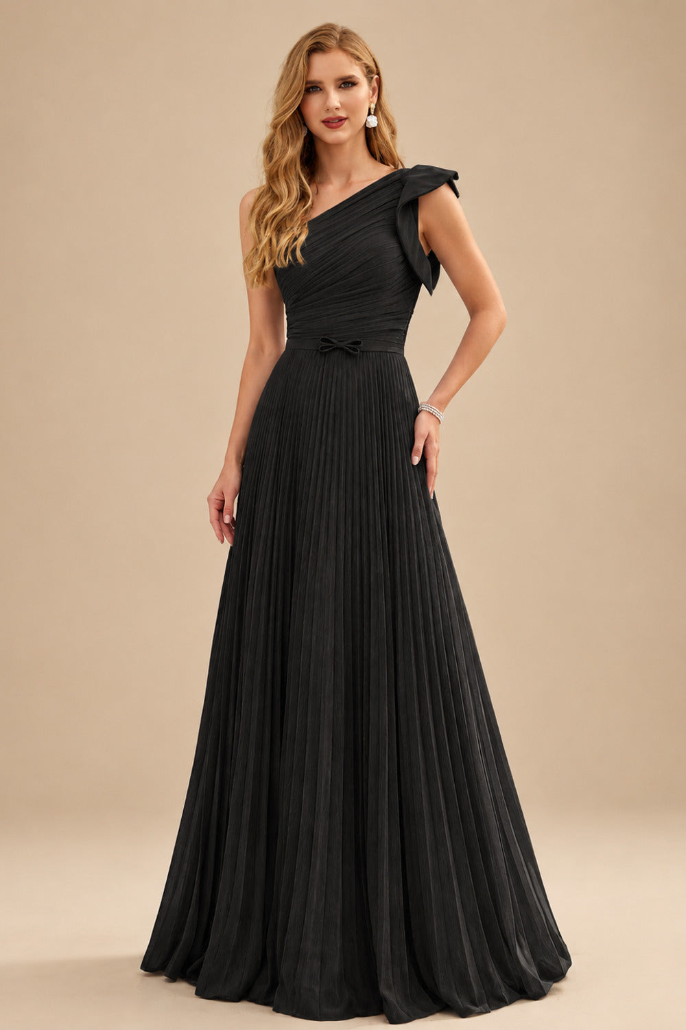 Rutipo Black Elegant Pleated One-Shoulder Sleeveless Floor-Length Mother Of The Bride Dresses With Pleated