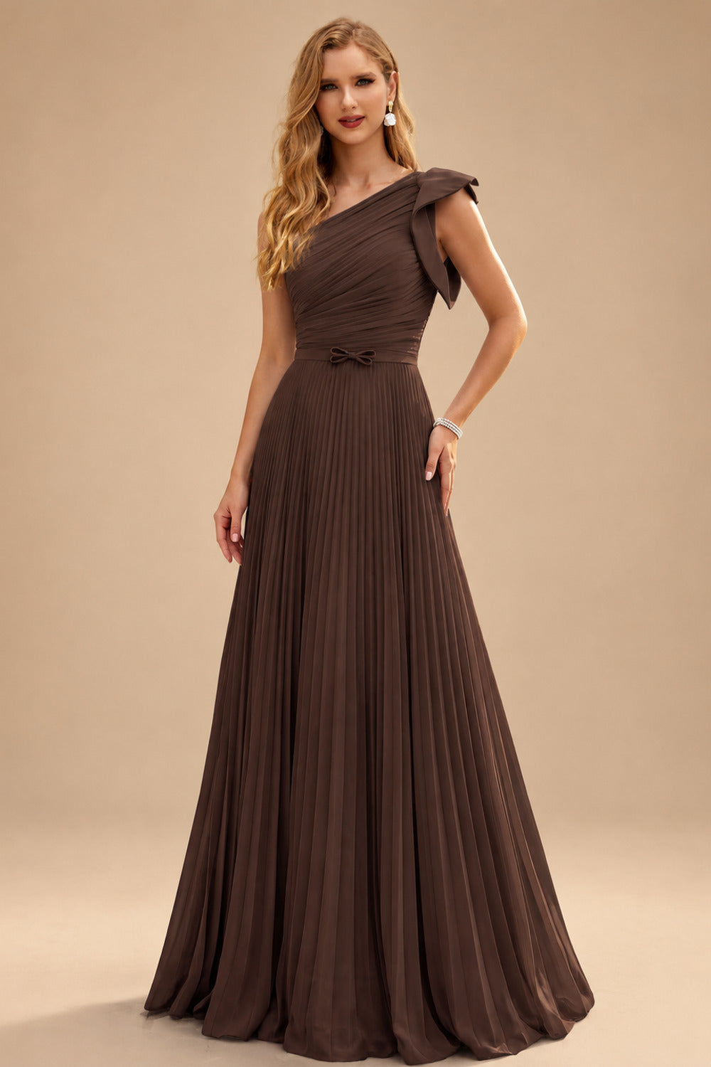 Rutipo Chocolate Elegant Pleated One-Shoulder Sleeveless Floor-Length Mother Of The Bride Dresses With Pleated
