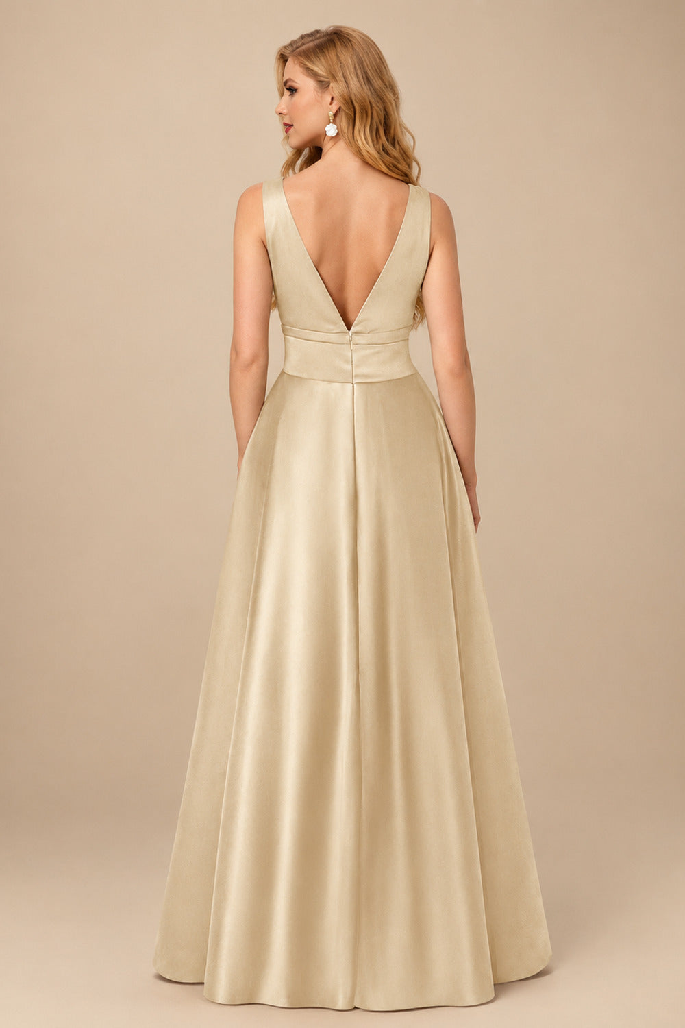 Rutipo Champagne A-Line V-Neck Sleeveless Floor-Length Satin Mother Of The Bride Dresses With Bow(s)