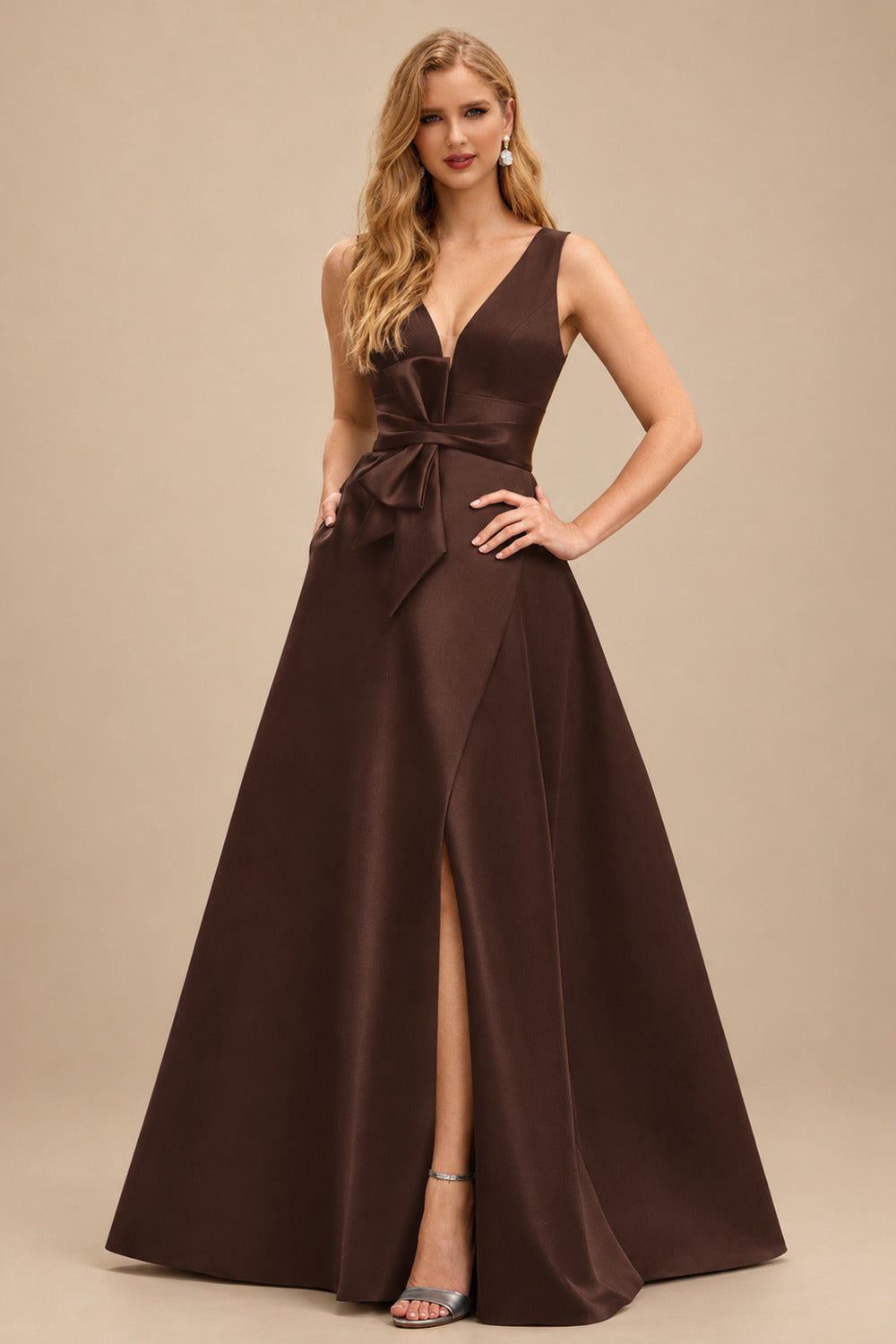 Rutipo Chocolate A-Line V-Neck Sleeveless Floor-Length Satin Mother Of The Bride Dresses With Bow(s)