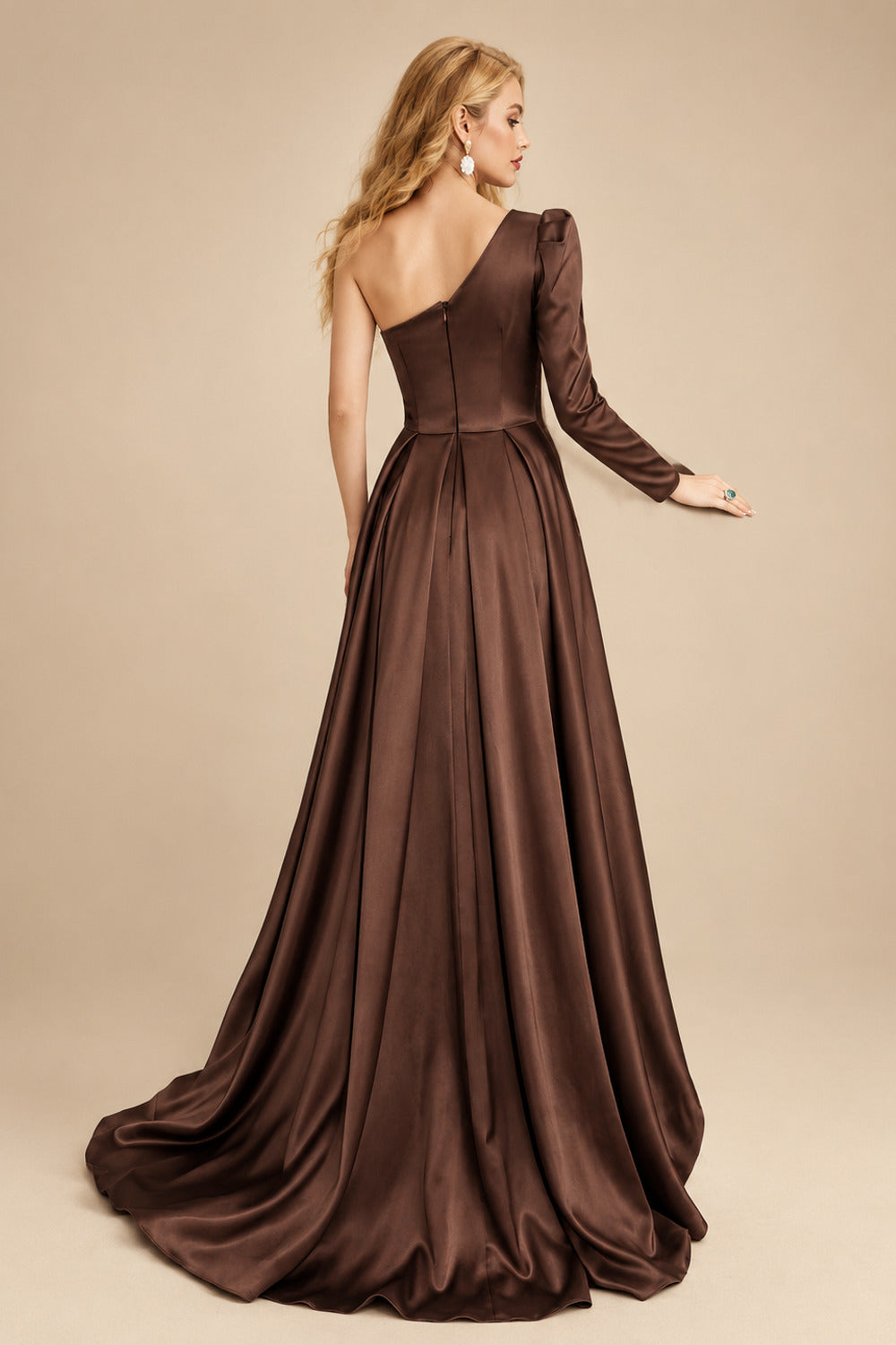 Rutipo Chocolate Sheath/Column One-Shoulder Long Sleeves Satin Evening Dress With High Split