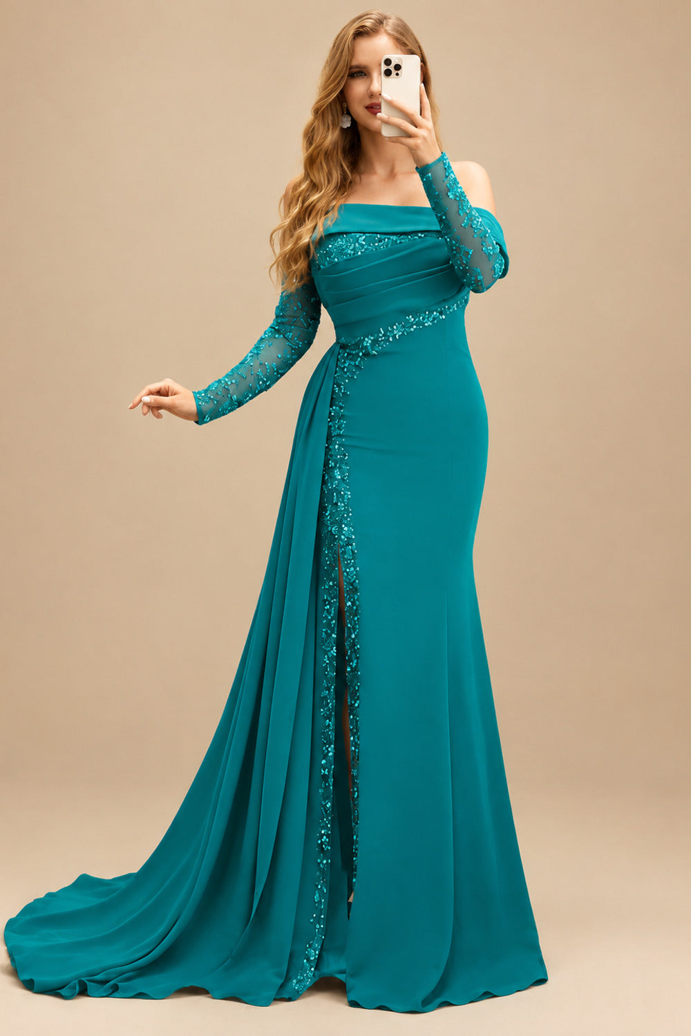 Rutipo Jade Long Sleeves Sweep Train Elastic Satin Prom Dresses With Appliques Lace