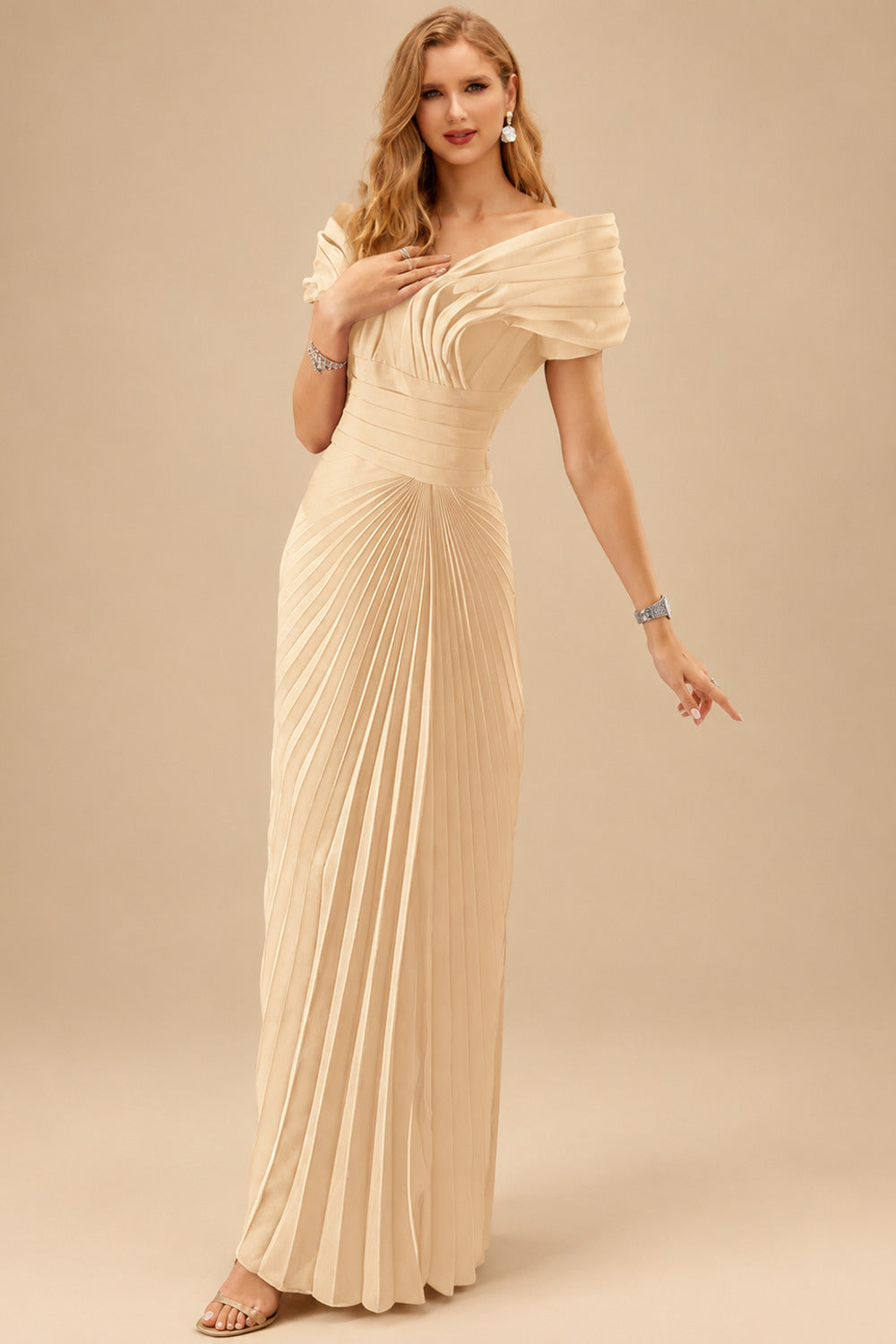 Rutipo Champagne Sheath/Column Off-The-Shoulder Elastic Satin Prom Dresses With Pleated
