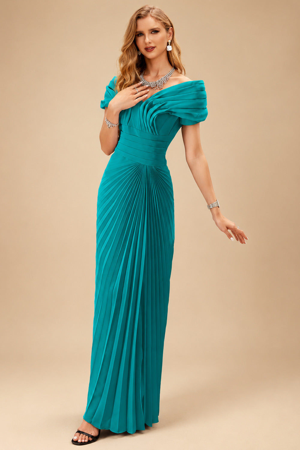 Rutipo Jade Sheath/Column Off-The-Shoulder Elastic Satin Prom Dresses With Pleated
