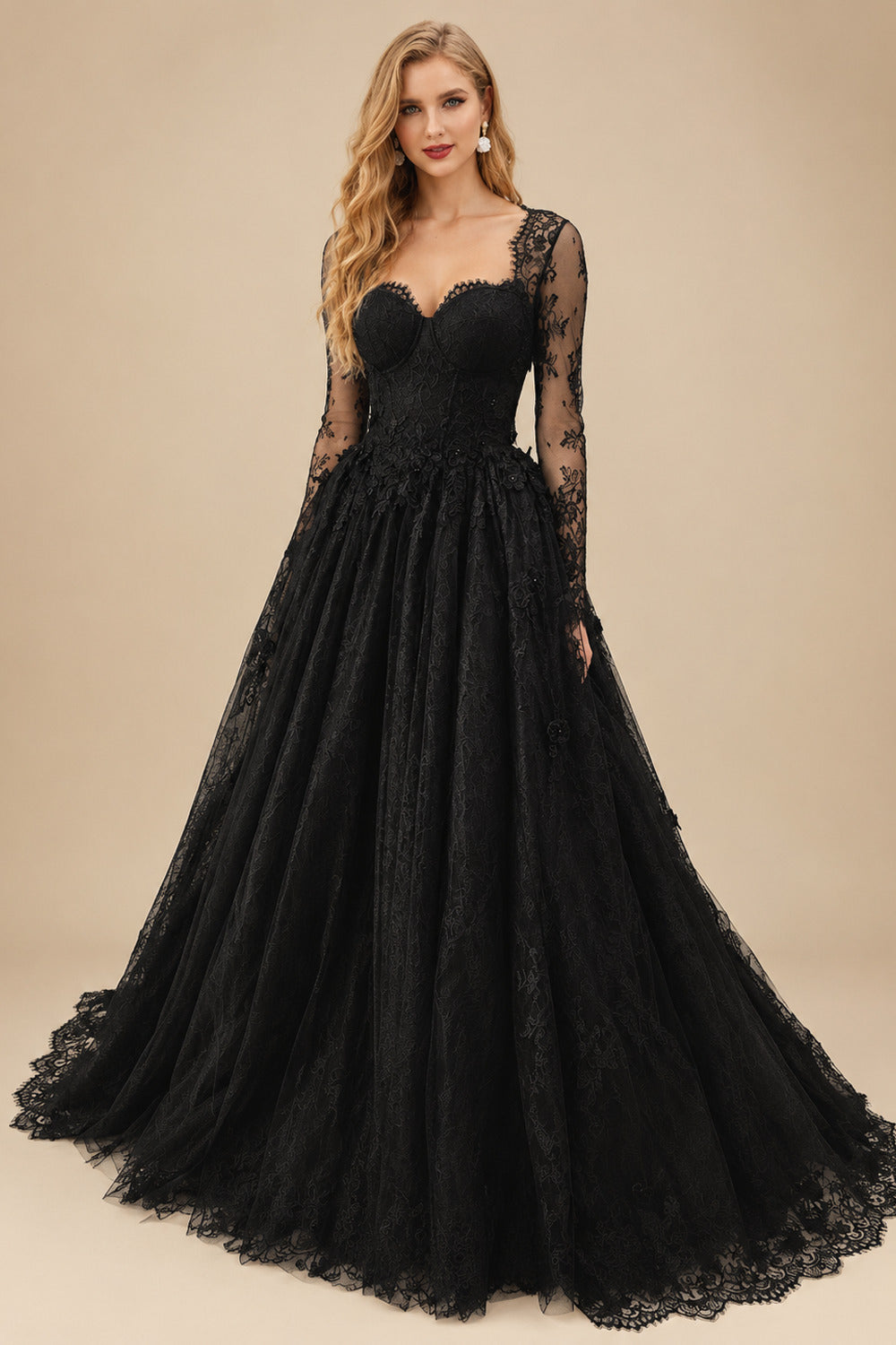 Rutipo Black Ball-Gown Sweetheart Long Sleeves Lace Court Train Wedding Dresses With Lace