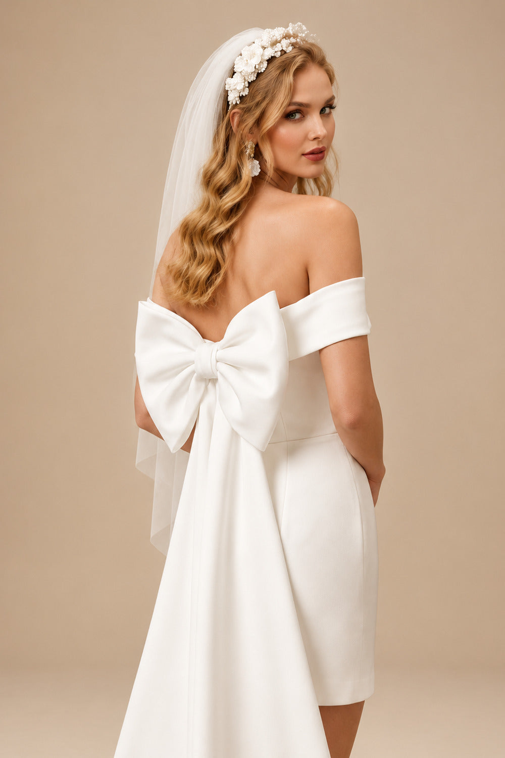Rutipo Ivory Sheath/Column Off-The-Shoulder Sleeveless Short/Mini Satin Wedding Dresses With Bow
