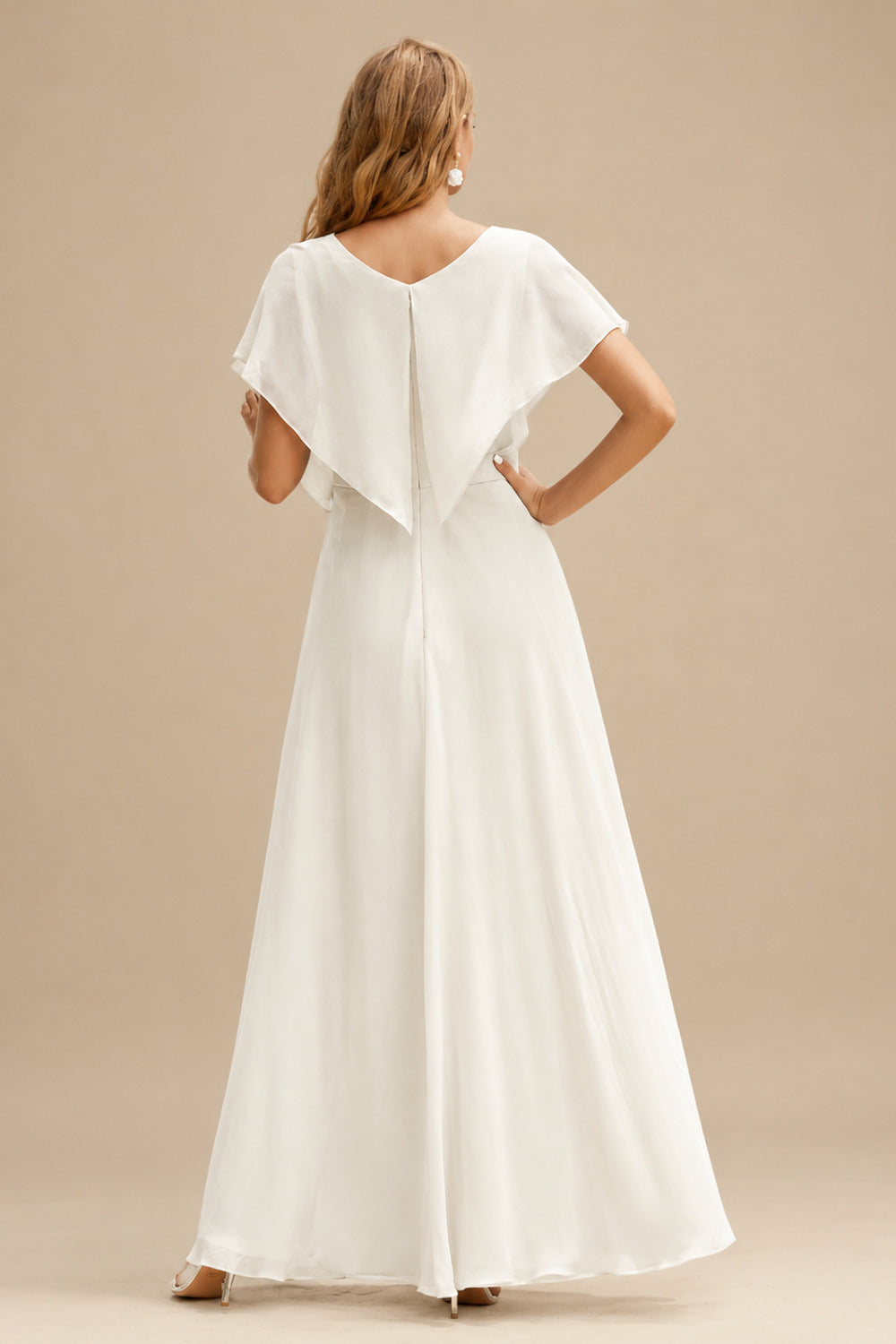 Rutipo Ivory Sheath/Column Sequined Long Sleeves Scoop Neck Wedding Dress