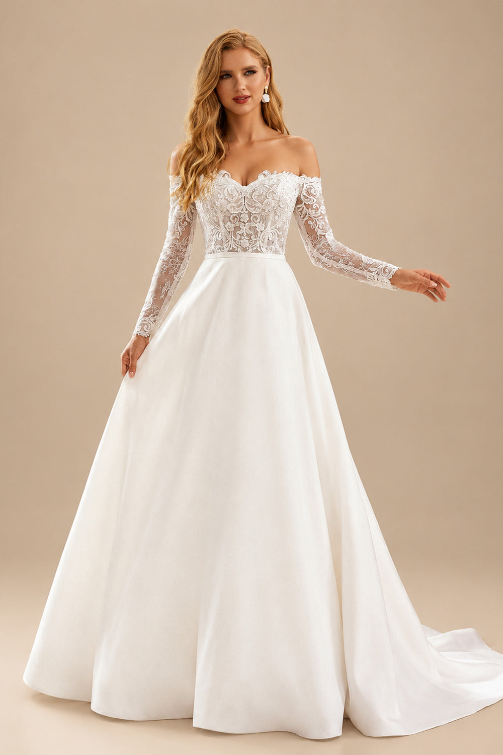 Rutipo Ivory Ball-Gown Classic Lace Long Sleeves Wedding Dresses With Satin