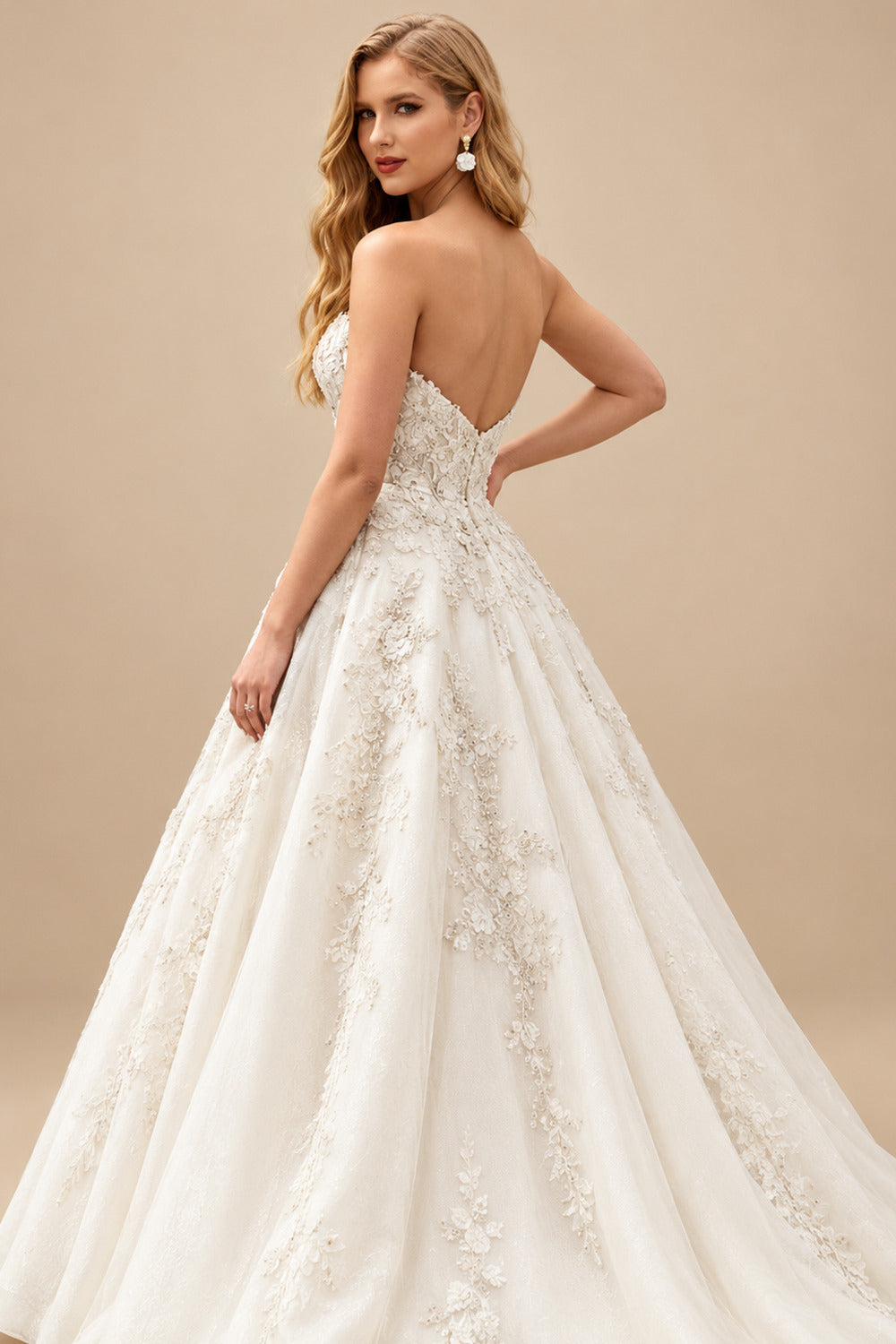 Rutipo Ivory Luxury Ball-Gown Strapless Lace/Tulle Black Wedding Dresses With Appliques Lace