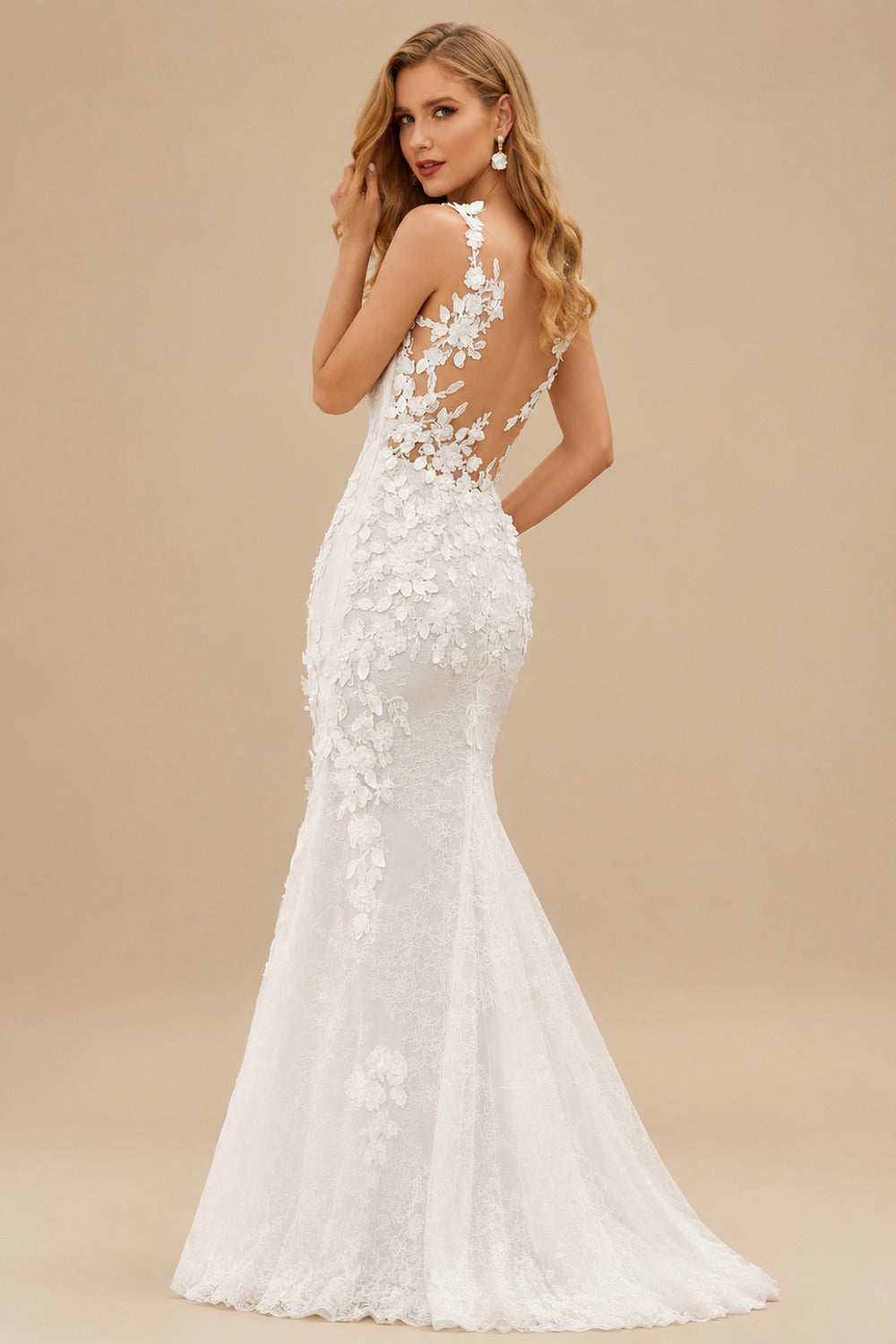 Rutipo Ivory Mermaid Sleeveless Court Train Lace Wedding Dresses With Appliques Lace