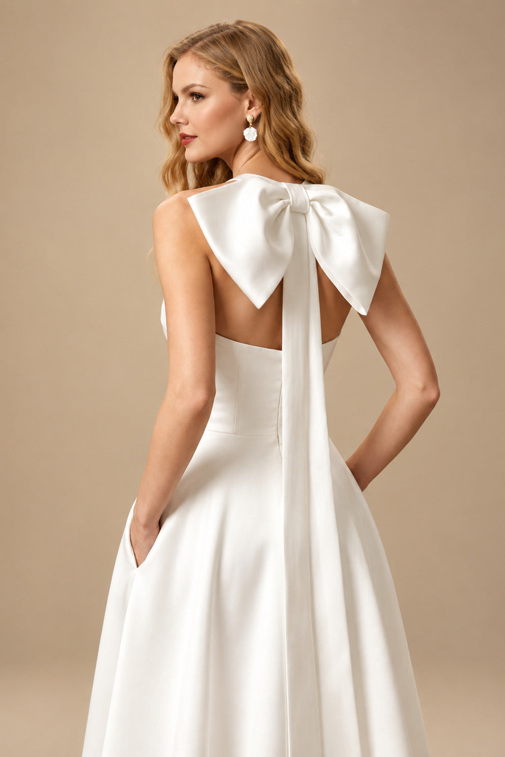 Rutipo Ivory A-Line Halter Sleeveless Court Train Satin Wedding Dresses With Bow(s)