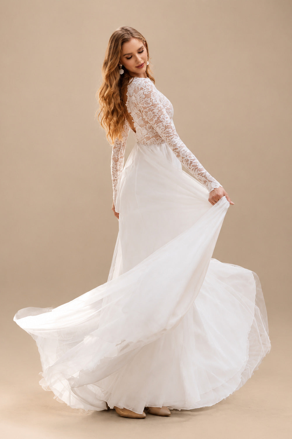 Rutipo As Picture Boho Beach Lace Open Back A-Line Wedding Dresses With Long Sleeves