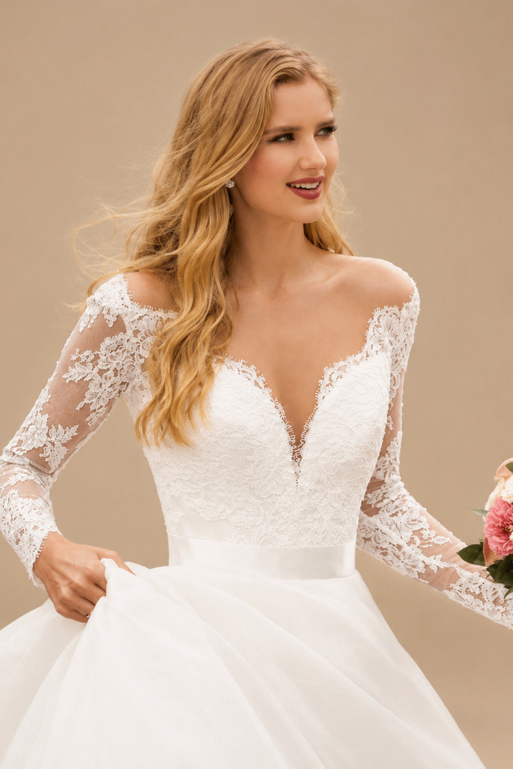 Rutipo Ivory Boho Lace Long Sleeves Princess Wedding Dresses