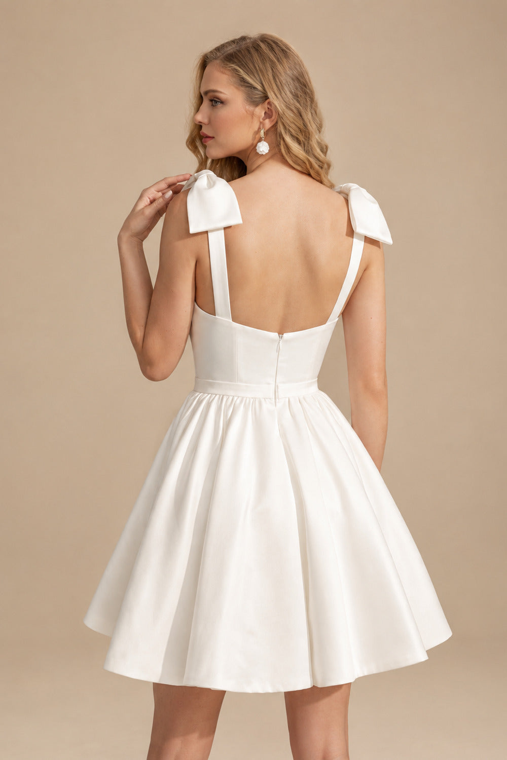 Rutipo Ivory Sweet A-Line Sweetheart Sleeveless Short/Mini Satin Wedding Dresses