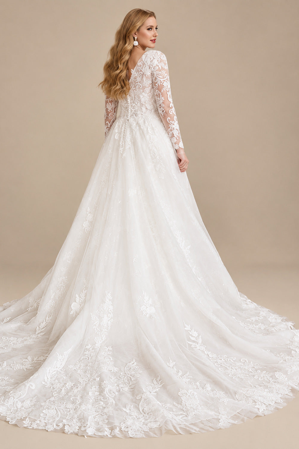 Rutipo Ivory A-Line V-Neck Long Sleeves Tulle Wedding Dresses With Appliques Lace