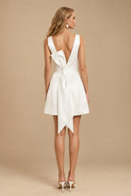 Rutipo Ivory A-Line Scoop Neck Sleeveless Satin Wedding Dresses With Back Hole