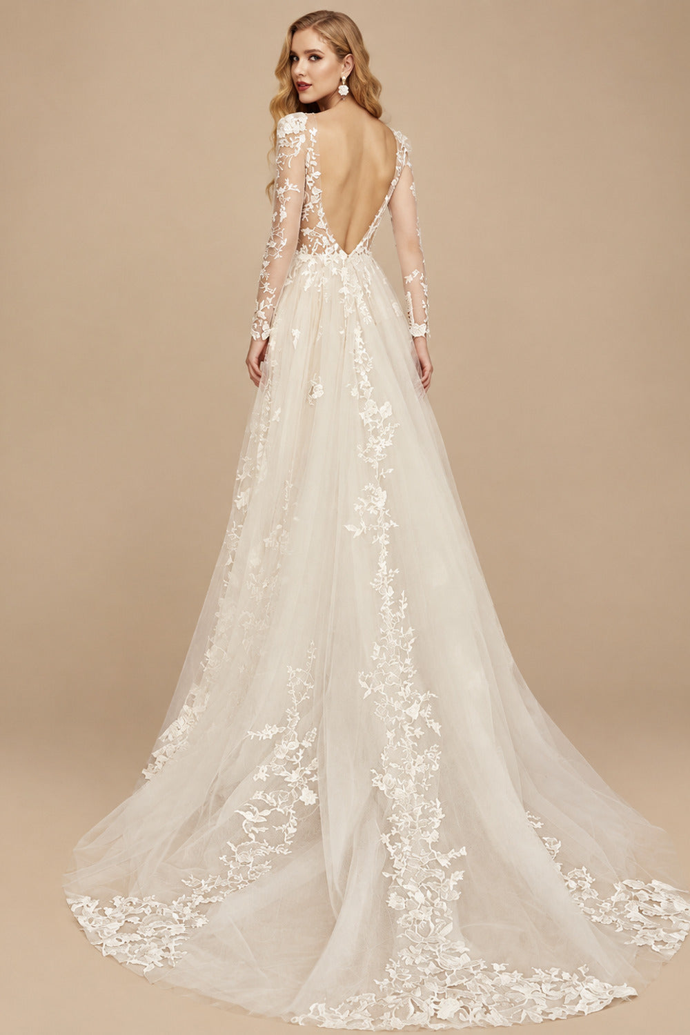 Rutipo Ivory A-Line V-Neck Long Sleeves Court Train Lace/Tulle Wedding Dresses