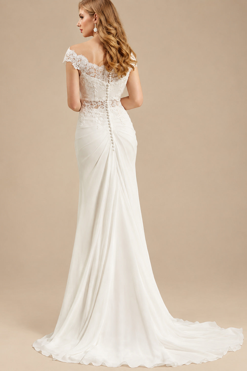 Rutipo Ivory Sheath/Column Chiffon/Lace Wedding Dresses With Appliques Lace