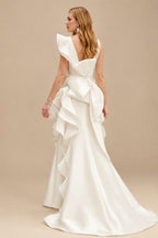 Rutipo Ivory Trumpet/Mermaid Satin Wedding Dresses With Cascading Ruffles