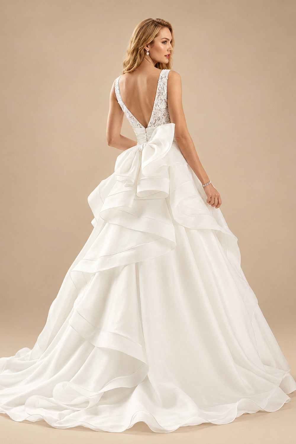 Rutipo Ivory Ball-Gown V-Neck Sleeveless Court Train Tulle Wedding Dresses With Ruffle/Bow(s)/Lace