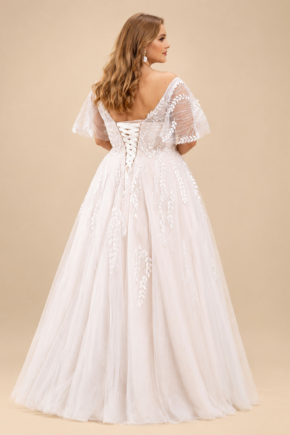 Rutipo As Picture Plus Size A-Line V-Neck 1/2 Sleeves Tulle Wedding Dresses With Appliques Lace