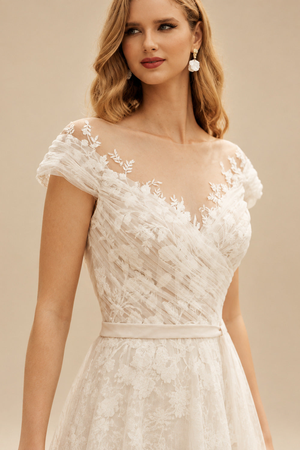 Rutipo Ivory Dreamy Illusion Neck A-Line Sweep Train Lace/Tulle Wedding Dresses