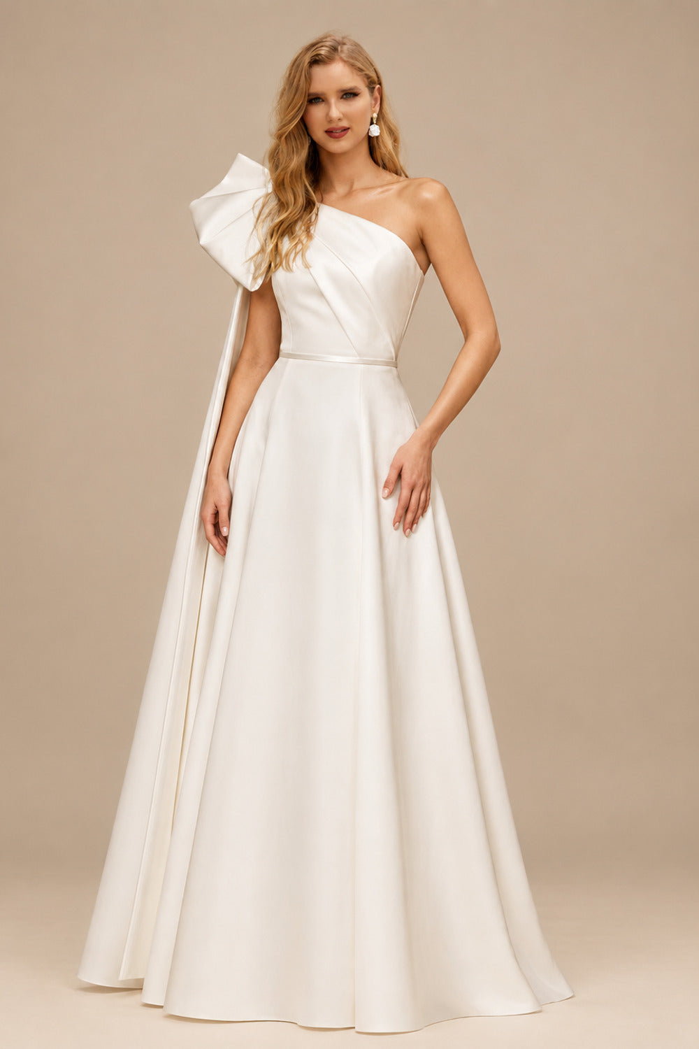 Rutipo Ivory Elegant One-Shoulder Sleeveless A-Line Court Train Italian Satin Wedding Dresses With Bow(s)