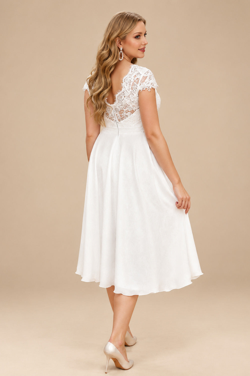 Rutipo White A-Line V-Neck Short Sleeves Knee-Length Chiffon Lace Tulle Wedding Bride With Lace