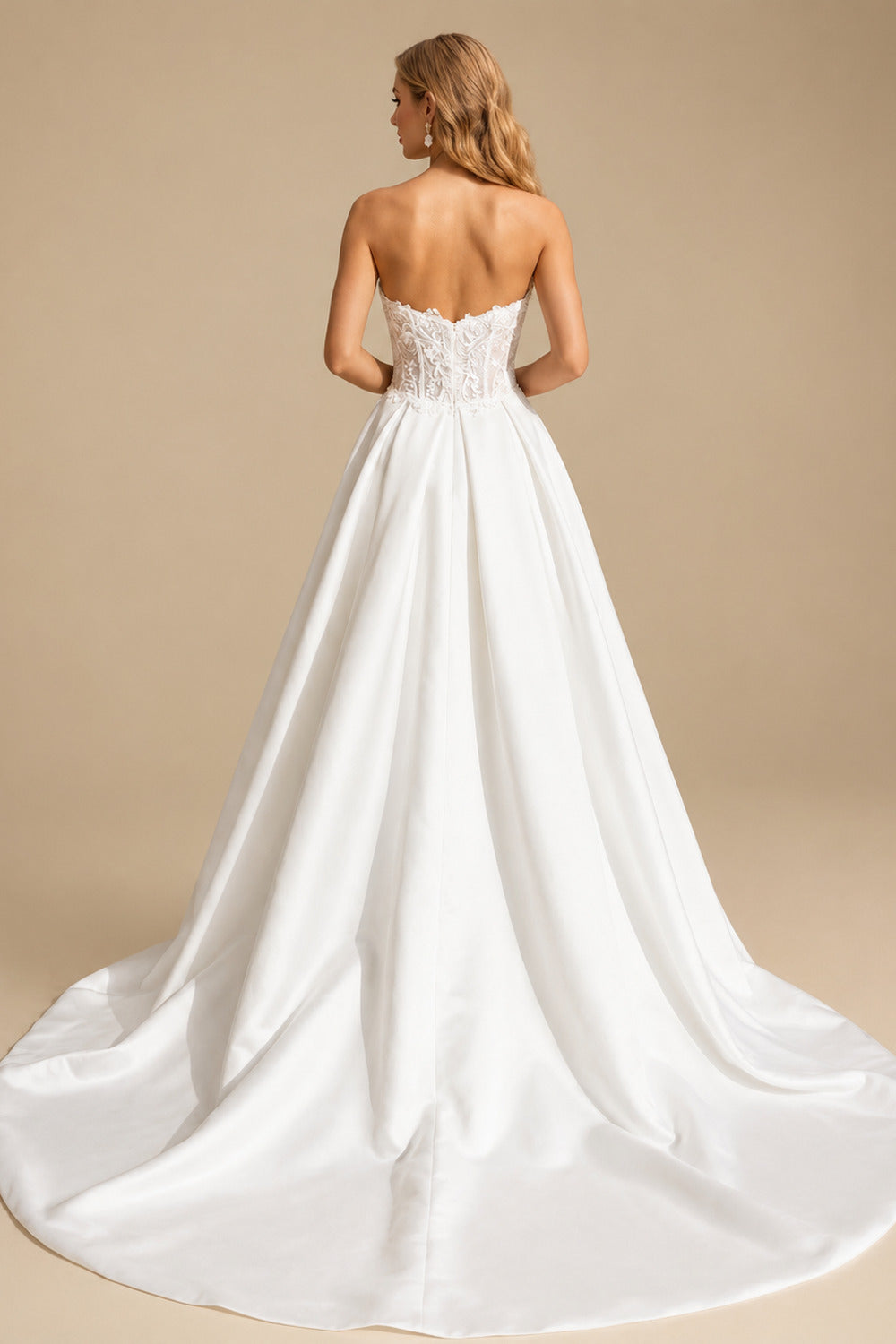 Rutipo White Ball-Gown Strapless Sleeveless Chapel Train Matte Satin Wedding Dresses With Pockets