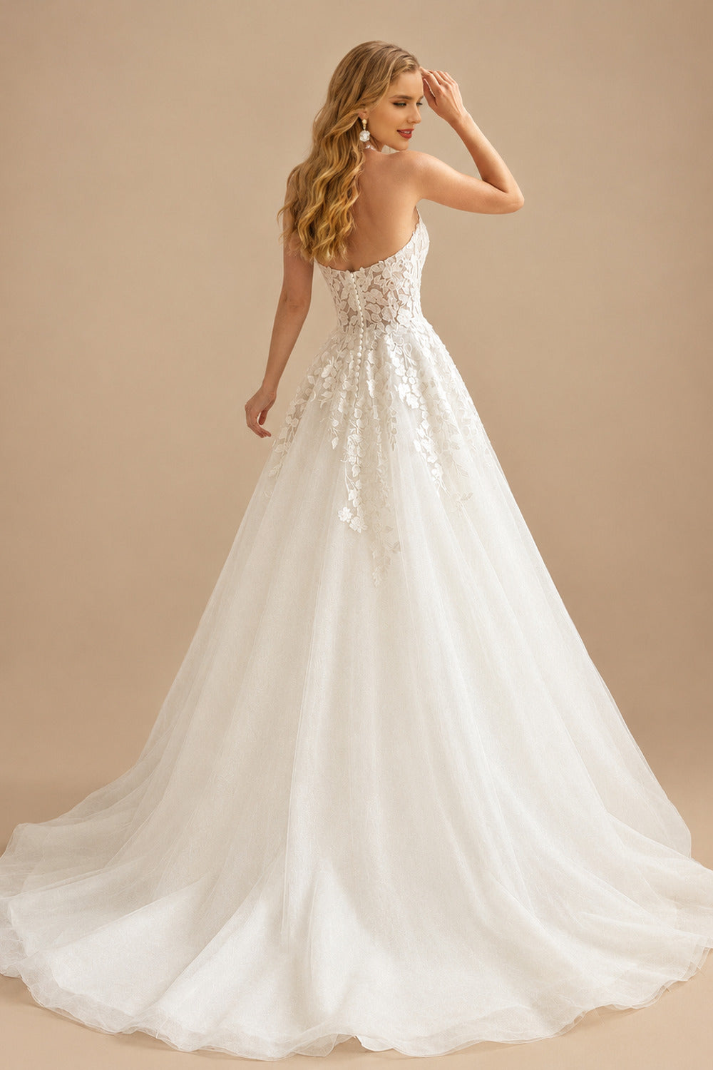 Rutipo Ivory Ball-Gown Halter Sleeveless Court Train Lace/Satin Wedding Dresses With Appliques Lace