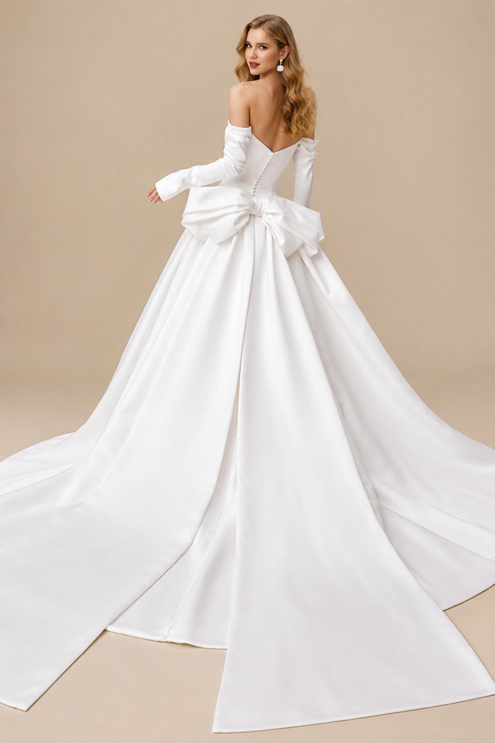 Rutipo White Ball-Gown Sweetheart Long Sleeves Cathedral Satin Wedding Dresses With Bow(s)