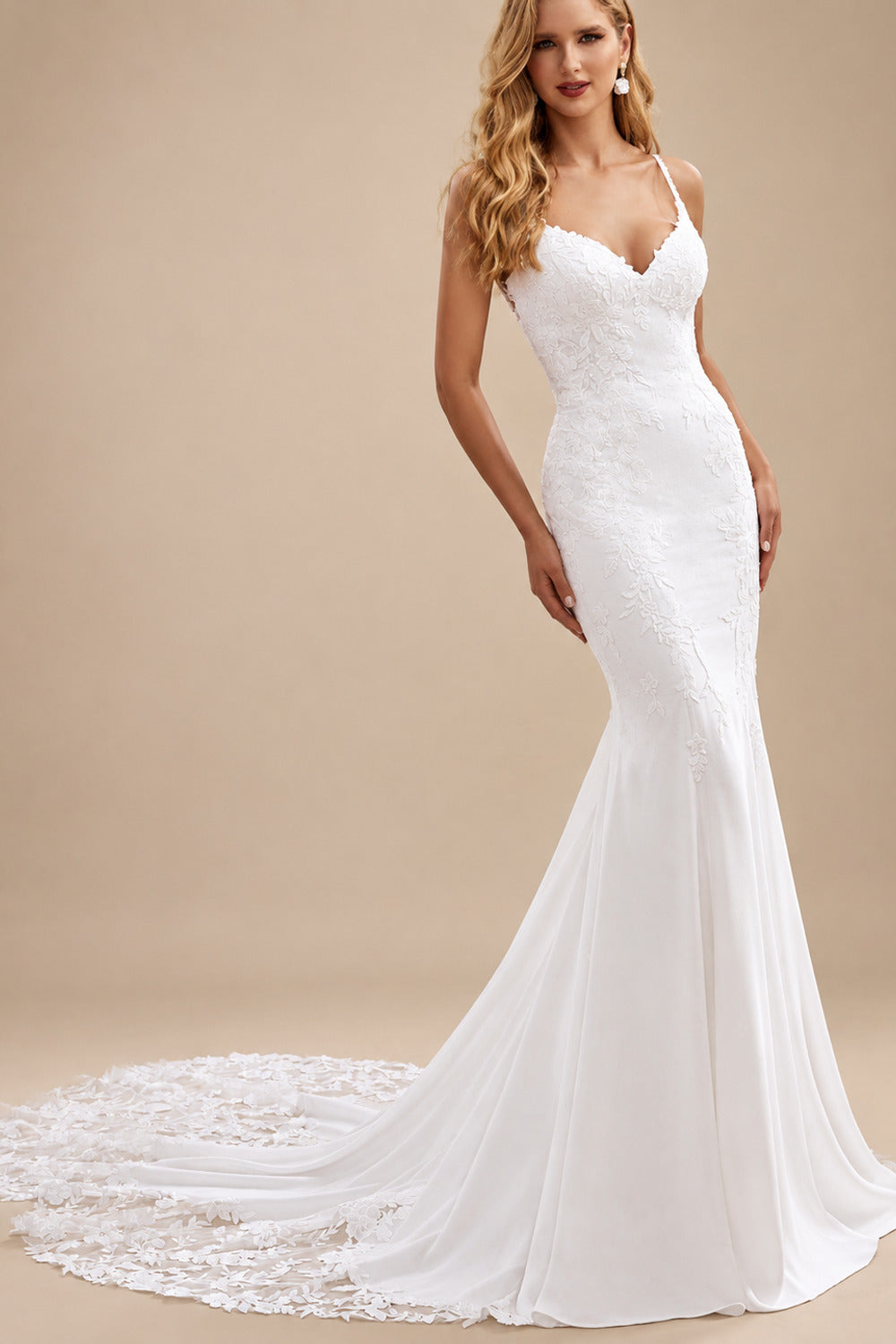 Rutipo White Trumpet/Mermaid V-Neck Sleeveless Court Train Elastic Satin Wedding Dresses With Appliques Lace